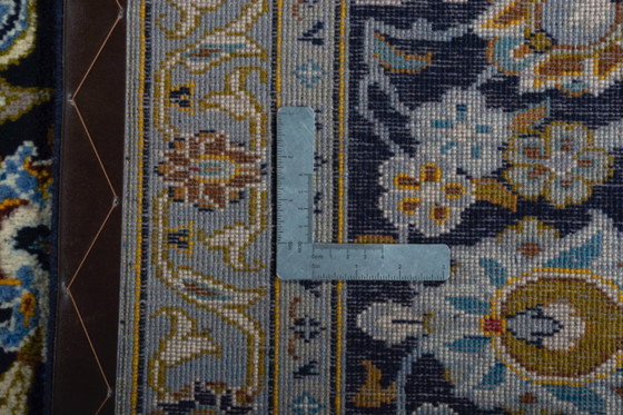 Image 1 of Handgeknoopt Kashan kurk Perzisch tapijt - 390 x 290 cm