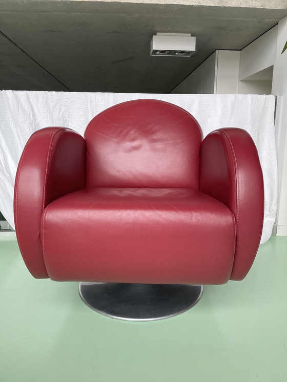 Image 1 of Fauteuil lounge design avec repose-pieds – Design européen haut de gamme, vers 1995-2005 (Leolux Class)
