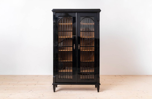 Zwarte biedermeier vitrine, Oostenrijk, Mid 19th Century