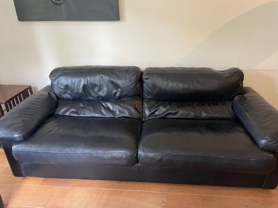 Image 1 of Potrona Frau Sofa aus schwarzem Leder mit Sessel