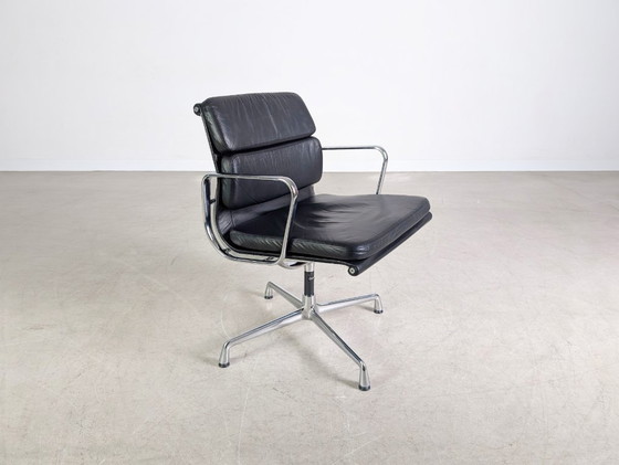 Image 1 of 3x Original Vitra EA 208 soft pad schwarz Leder Stuhl Charles Eames