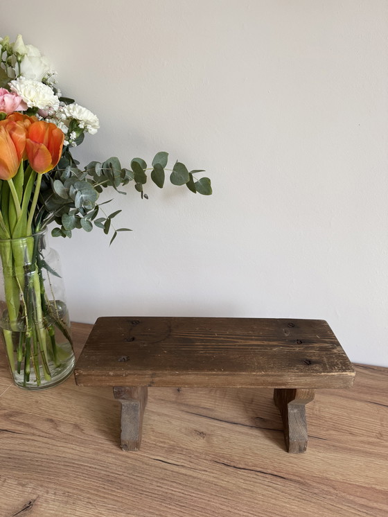 Image 1 of Vintage houten kruk