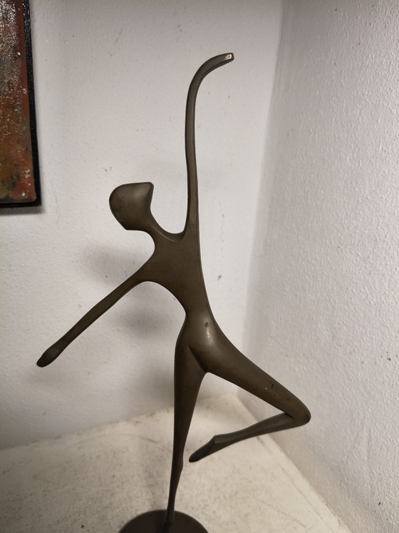Vintage Modernist Brass Sculpture Ballerina – Beautiful Patina – 1980s (photo 2 of 10)