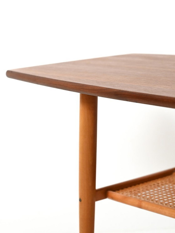 Image 1 of Coffee table in teak with boat shape