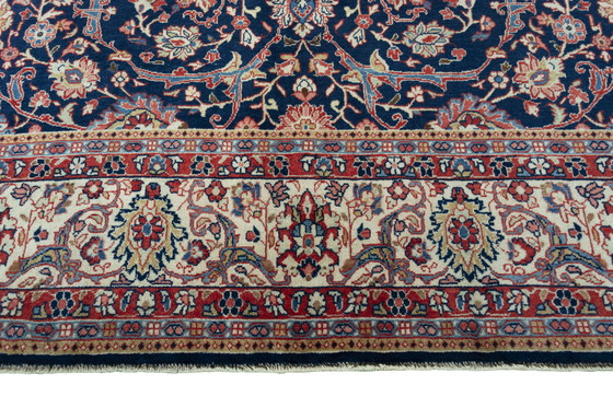Image 1 of Handgeknüpfter Sarough Orientteppich – 310 x 215 cm – Traditionelles Floraldesign auf Dunkelblau