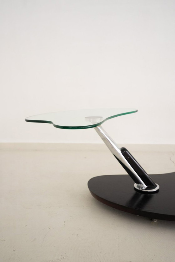 Image 1 of Tavolino con piano in vetro organico