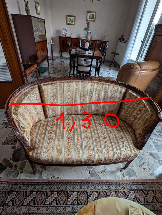 Image 1 of Louis XVI drawing room with onyx table