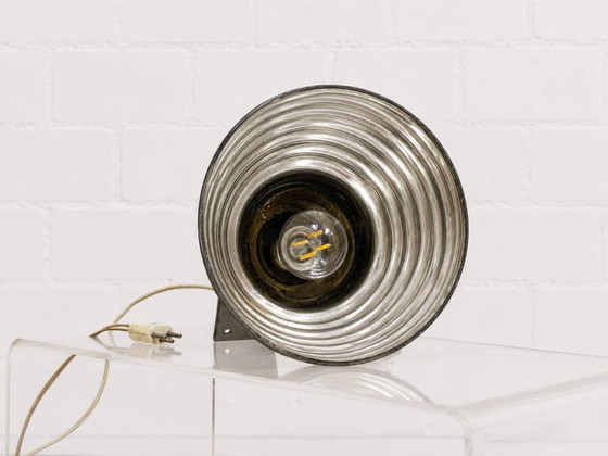 Image 1 of Industriële wand- of plafondspot van aluminium, jaren 1950-1960.