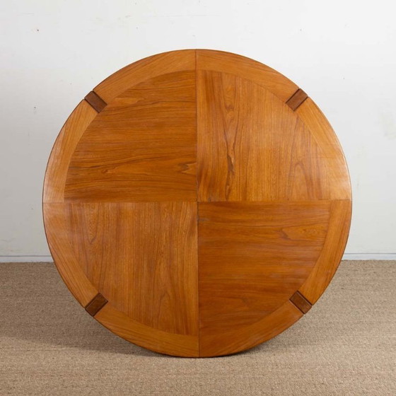 Image 1 of Round extendable wooden dining table produced by Monopoly, 1970