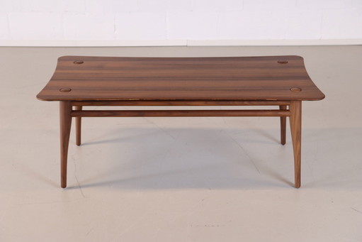 Table d'appoint révisée Chilgrove en noyer rectangle