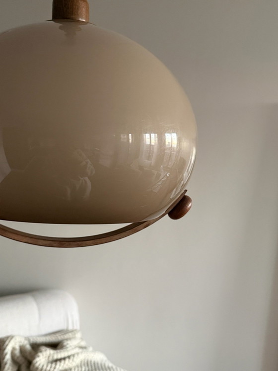 Vintage 70s design pendant lamp – Space Age – Plastic, Wood (photo 6 of 14)