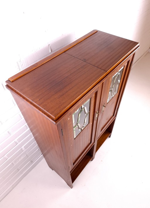 Art Deco Wandschrank