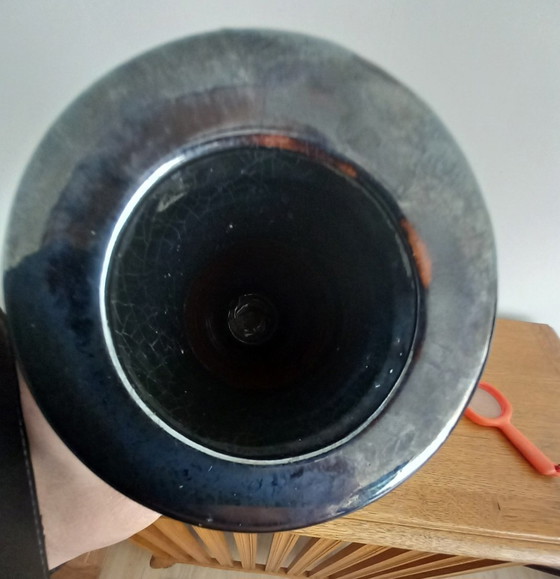 Image 1 of “Shadow & Light” Sculpture Vase – Ceràmica Planas Marquès (La Bisbal) – Signed Piece 33cm 