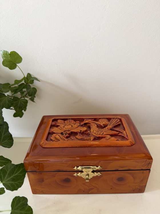 Image 1 of Joyero de madera antiguo