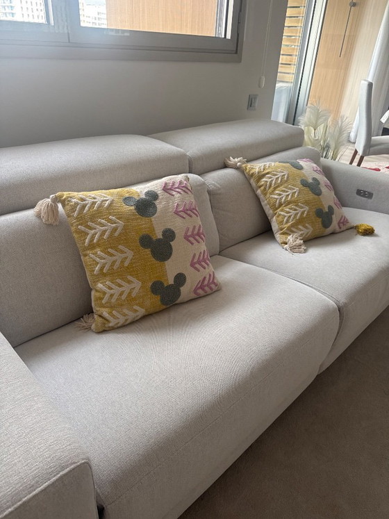 Image 1 of Canapé-lit beige moderne – comme neuf