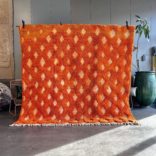 Marokkaans Mrirt wollen tapijt – Handgemaakt oranje designkleed 250x250 cm – Luxe modern boho tapijt