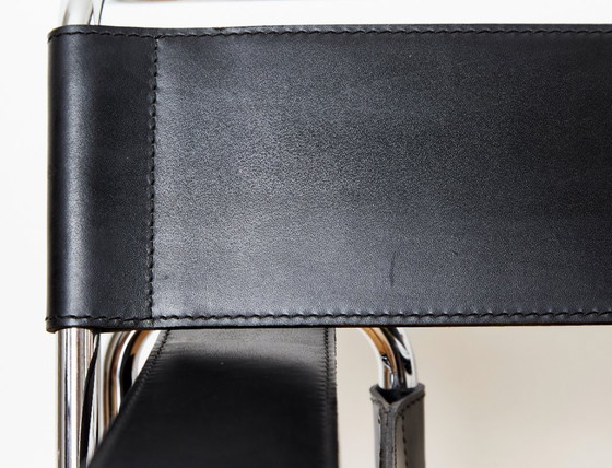 Image 1 of Chaise Wassily conçue par Marcel Breuer pour Knoll International