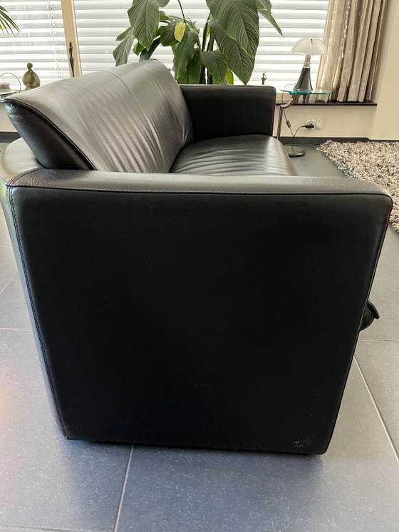 Image 1 of Leolux | Black leather sofa Fiabo | 2.5 seater