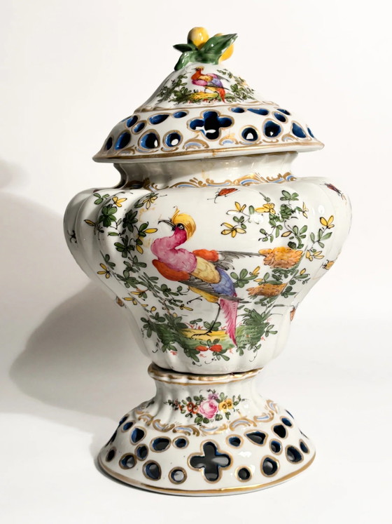Vase brûleur à parfum en porcelaine française peinte à la main, années 1920 – Objets déco (photo 8 of 19)
