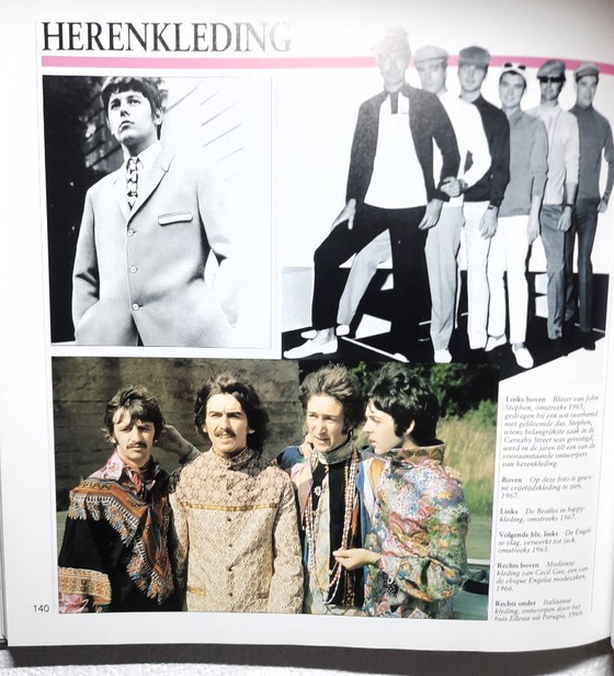 Image 1 of (W038) Libro de consulta sobre moda (edición holandesa) Amy De La Haye