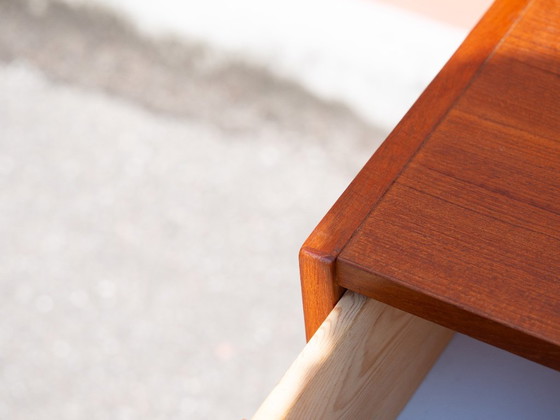 Deense vintage teakhouten ladekast uit de jaren 60 – Ladekasten, Wood (photo 9 of 12)