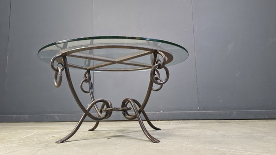 Image 1 of Smeedijzeren salontafel van René Drouet, jaren 1940.