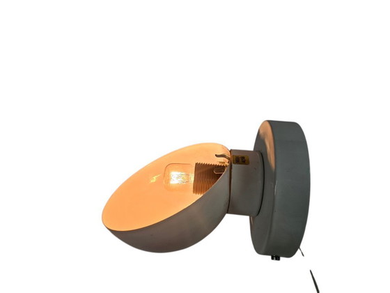 Image 1 of Bell – Modell 0330 – Wandleuchte – Hergestellt in Dänemark – 80er Jahre