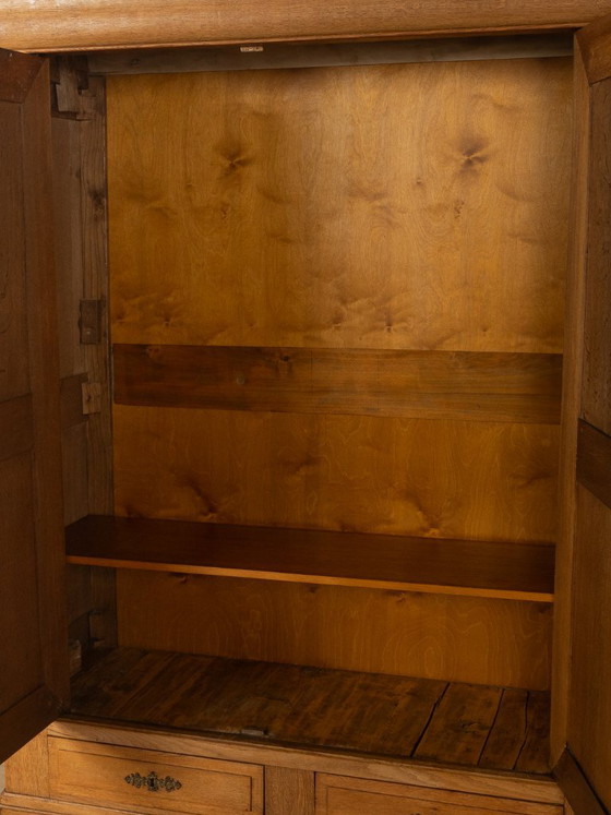 Biedermeier Eichenkleiderschrank, um 1840 – Kleiderschränke, Holz (photo 7 of 13)