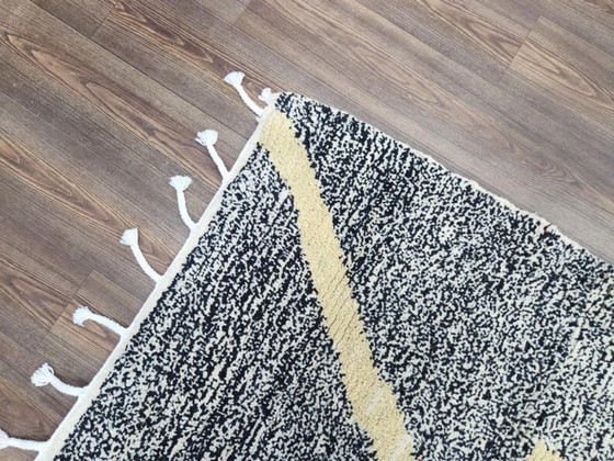 Image 1 of Tapis marocain en laine naturelle 200cmx150cm