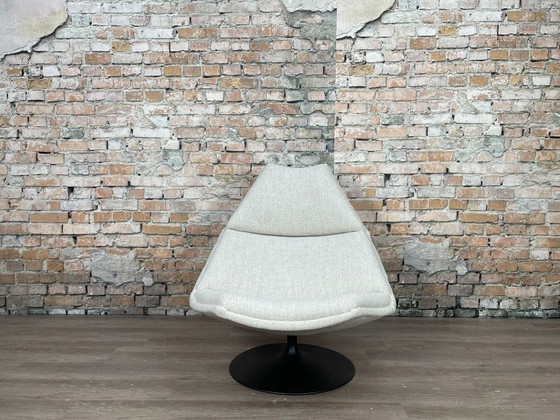 Image 1 of Artifort F510