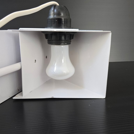 Image 1 of SUPERB VINTAGE LAMP 1970-1980 IN WHITE LACQUERED BENT METAL, 70S, 80S, 1980S DESIGN