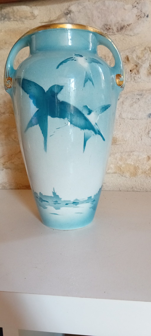 Art Nouveau Japanese-style vase with swallows - Keller & Guerin Lunéville - Circa 1900.