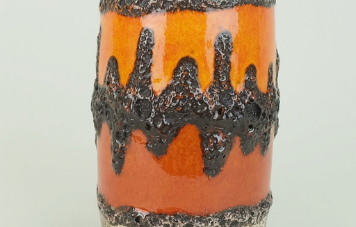 scheurich mid century keramiek vaas zwart vet lava zigzag patroon tinten oranje wit en bruin model 213-20