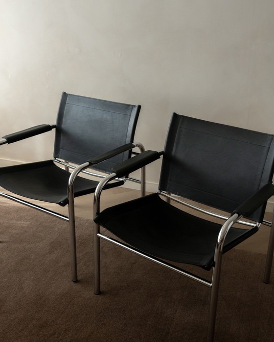 Image 1 of Vintage Bauhaus Klinte loungestoelen van chroom en zwart leer, ontworpen door Tord Björklund voor IKEA, jaren 80, set van 2.
