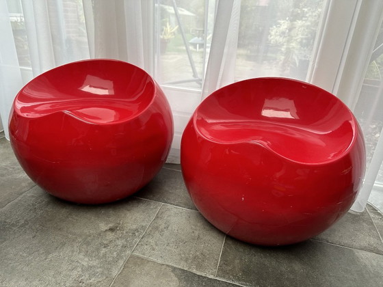 Image 1 of Space age ball chair