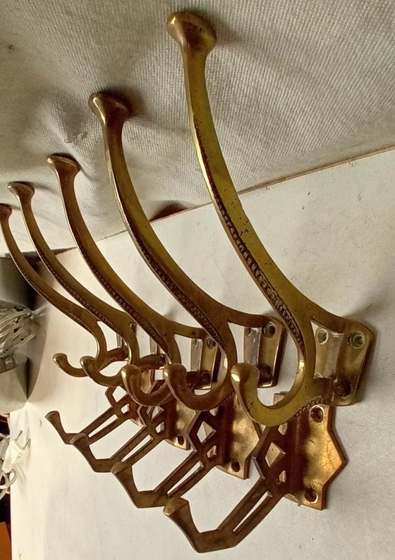 Image 1 of Cintres Art Déco