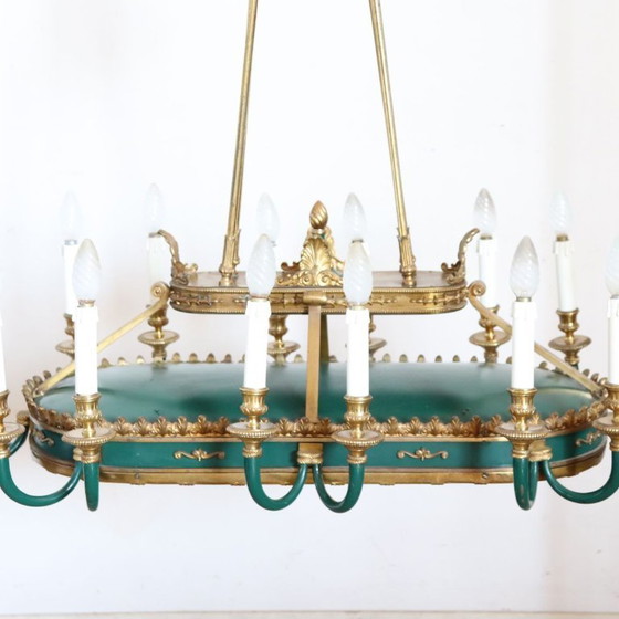 Lampadario in bronzo dorato e metallo laccato verde, 20 lampadine, Italia, inizio XX secolo. – Bronze (photo 8 of 18)