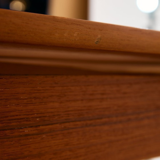 Image 1 of MK9798 Table de salle à manger en teck restaurée