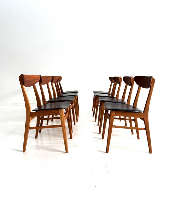 Set van 8 vintage eetkamerstoelen, Farstrup Møbler ‘60 – Wood, Skai (photo 3 of 13)