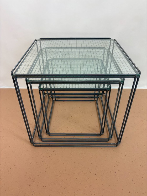 Image 1 of Tables gigognes isocèles de Max Sauze. Années 1970