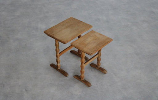 Conjunto brutalista de 2 mesas nido