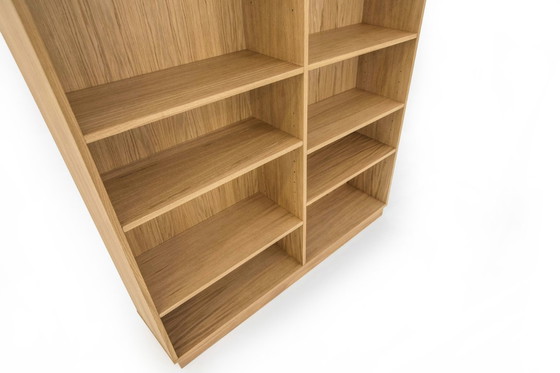 Image 1 of Librería alta de roble - R07