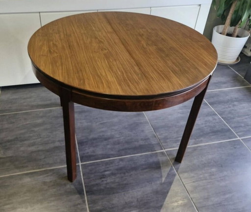 Mesa extensible escandinava de teca, década de 1970

