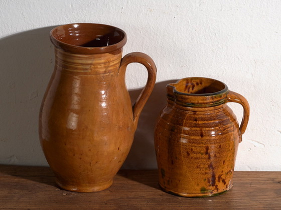 Coppia di brocche antiche in ceramica smaltata, Europa Centrale, circa 1920, Stoviglie, Marrone (foto 3 di 12)