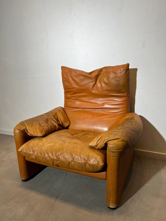 Sillón Cassina Maralunga de cuero de Vico Magistretti – Sillones (photo 2 of 7)