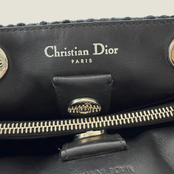 Dior borsa satchel Diorissimo media in tweed metallico con patch – Borse a spalla, Pelle (photo 28 of 32)
