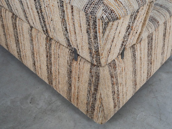 Image 1 of Driezitsbank, Italiaans design, jaren 60, gefabriceerd door Saporiti
