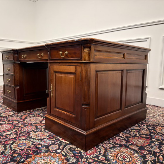 Scrivania inglese classica Partnerdesk in pelle rosso bordeaux – Scrivanie, Leather, Wood (photo 6 of 19)