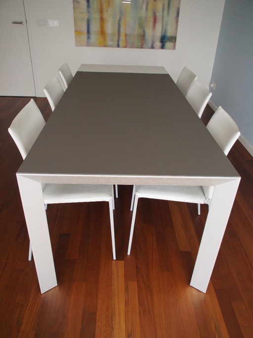 Table de salle à manger extensible Kristalia Nori - comme neuve