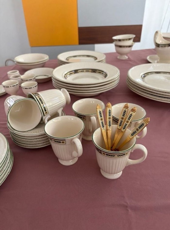 Image 1 of Wedgwood servies model Carlton